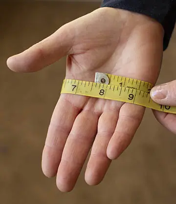 tape measure glove size